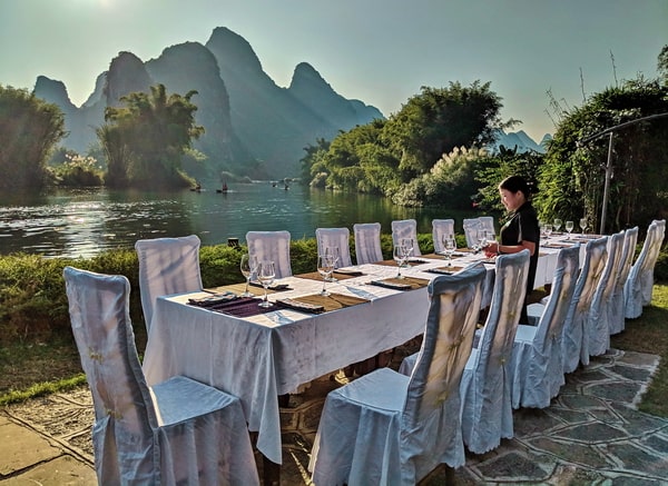 yulong-river-yangshuo-restaurant-yangshuo-mountain-retreat-china