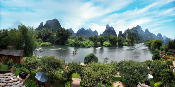 Yangshuo Mountain Retreat Yulong River view twin rooms - best among Yangshuo hotels.