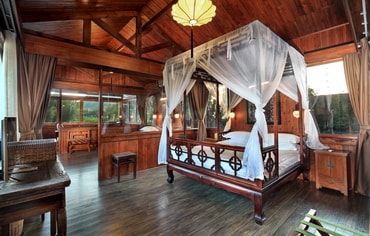 yangshuo mountain retreat riverview luxury suite