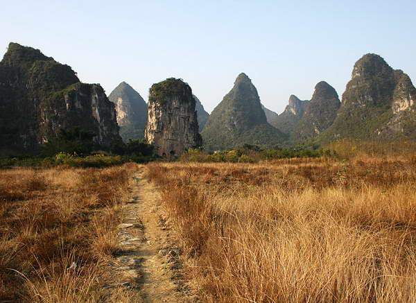 Hike to secret Treasure Cave from Yangshuo Mountain Retreat