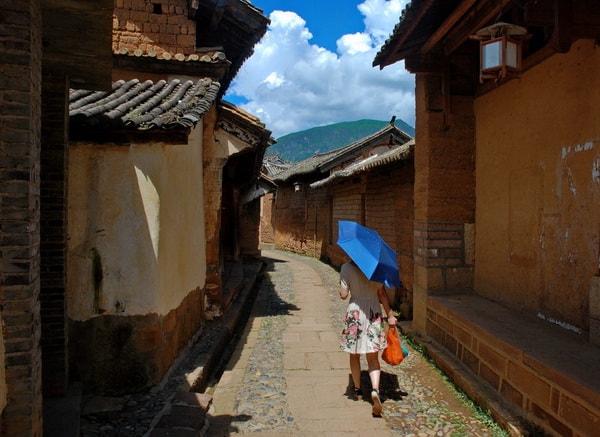shaxi-china-old-town-friday-market